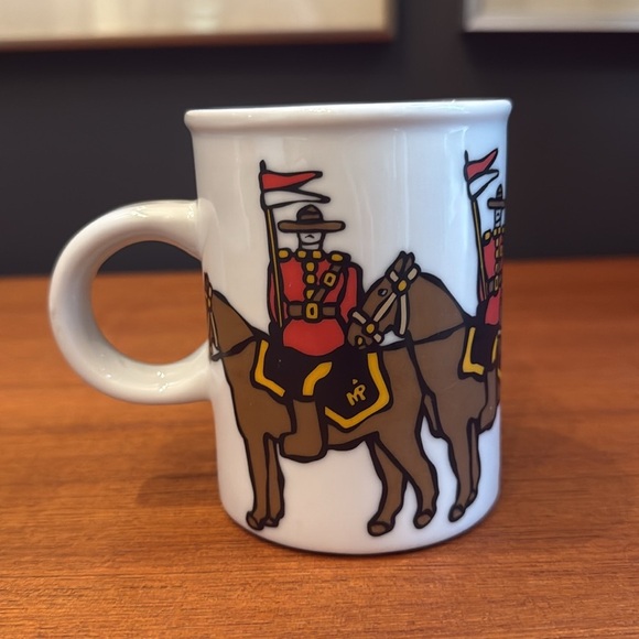 Vintage Marc Tetro mug; Royal Canadian mounted police Northern theme artwork - Picture 5 of 8